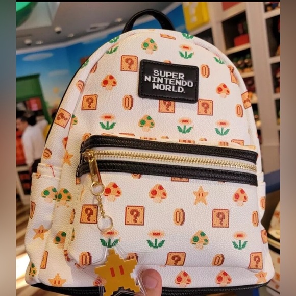 Universal Studios Hollywood Super Nintendo World 8 Bit Mini Backpack NWT​ - Picture 2 of 4